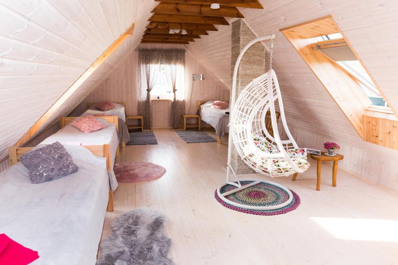 Mere Kodumajutus Kärdla Extérieur photo