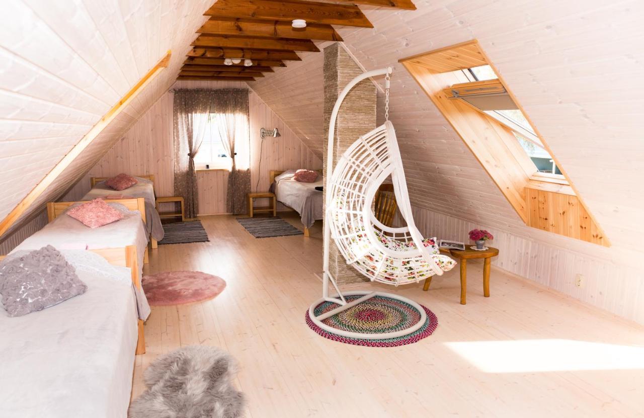 Mere Kodumajutus Kärdla Extérieur photo