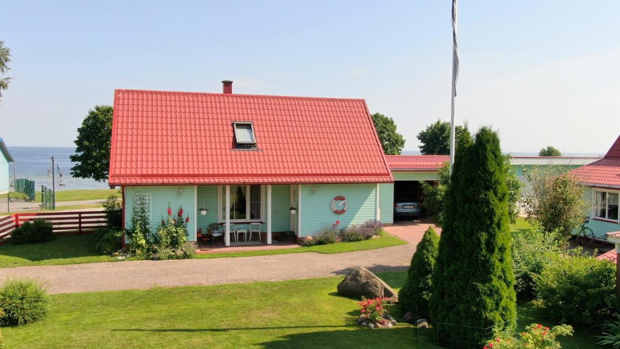Mere Kodumajutus Kärdla Extérieur photo