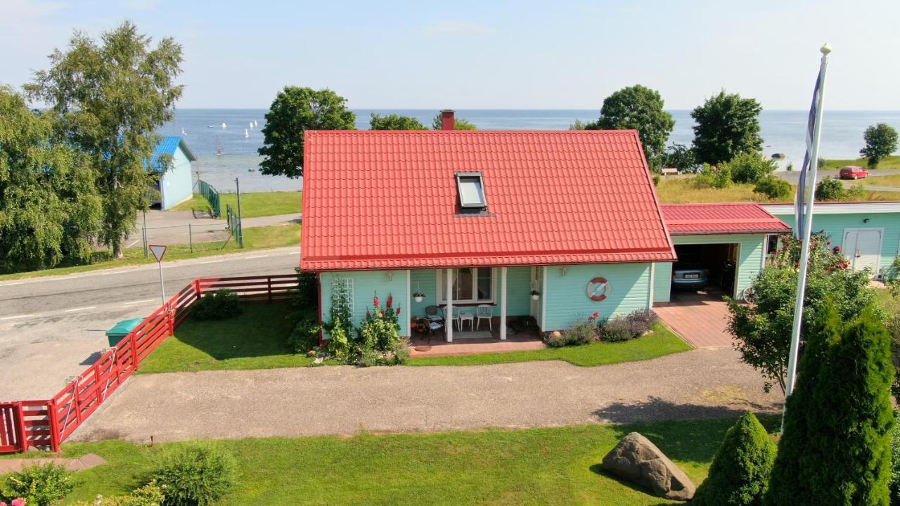 Mere Kodumajutus Kärdla Extérieur photo